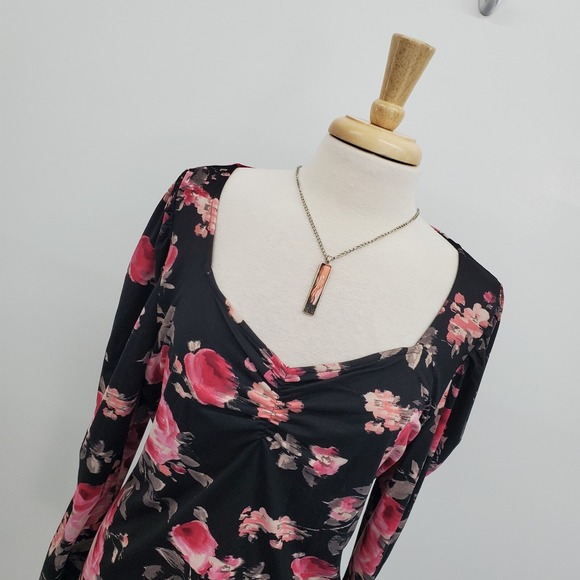 NWT Black Pink Floral Long Sleeve Sweetheart Neck Stretch Romantic Top Womens 0X - Picture 5 of 15